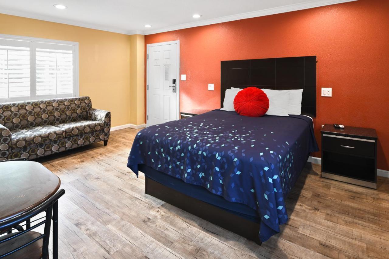 Scandia Motel Carlsbad Zewnętrze zdjęcie