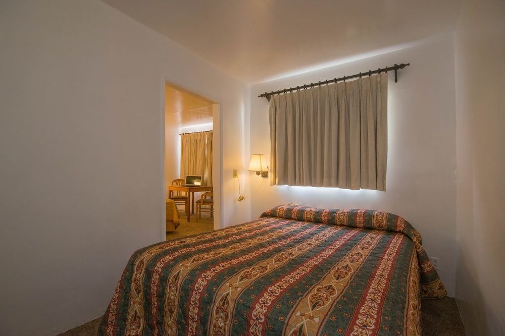 Scandia Motel Carlsbad Zewnętrze zdjęcie