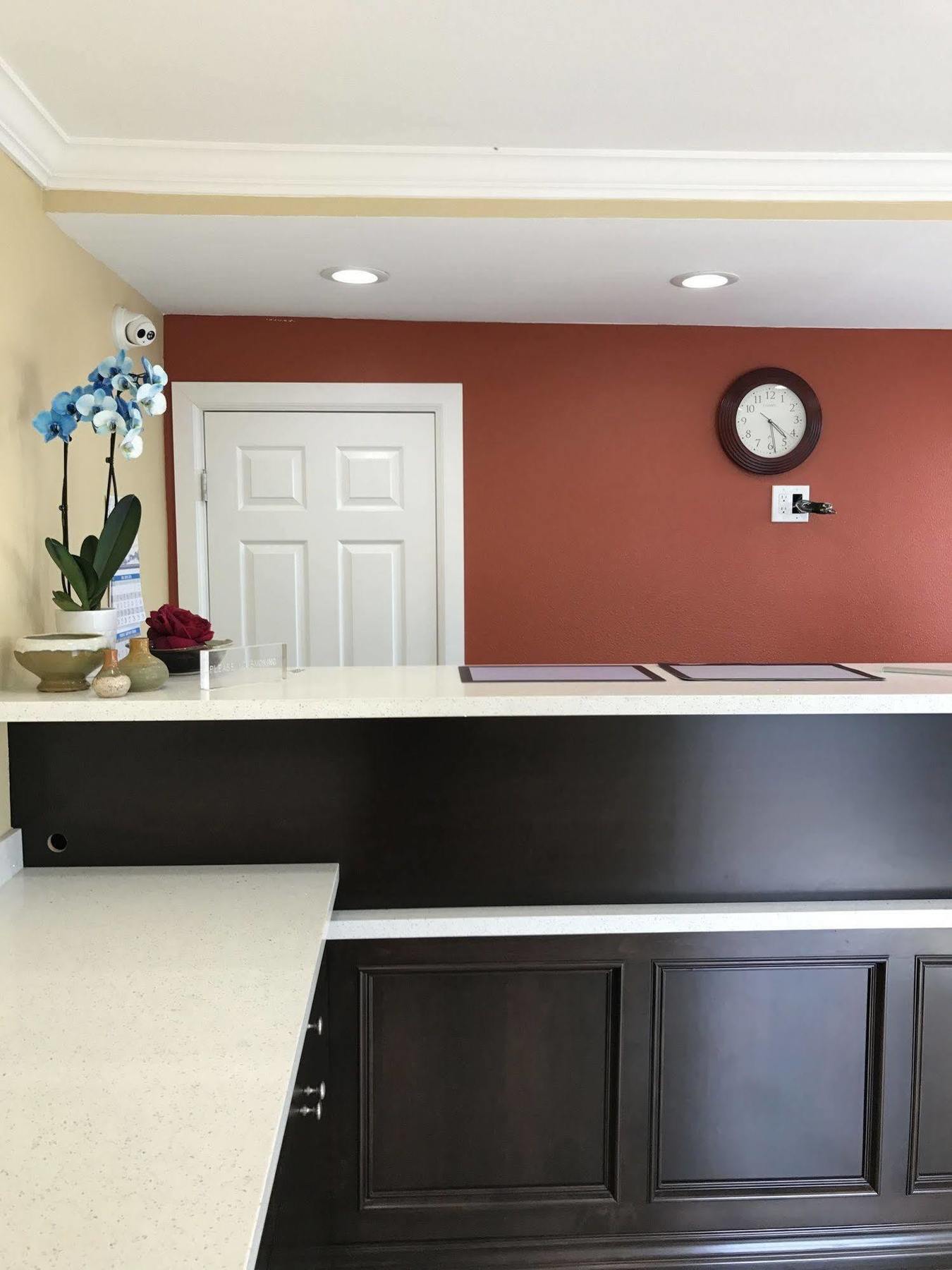 Scandia Motel Carlsbad Zewnętrze zdjęcie